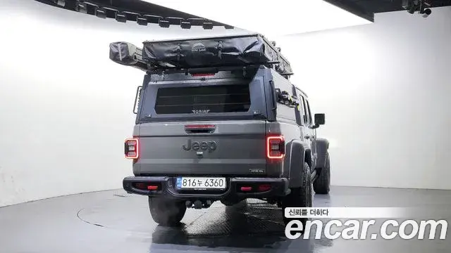 Jeep Gladiator 2021 — Photo 10/20
