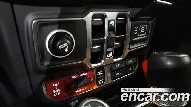 Jeep Gladiator 2021 — Photo 3/20