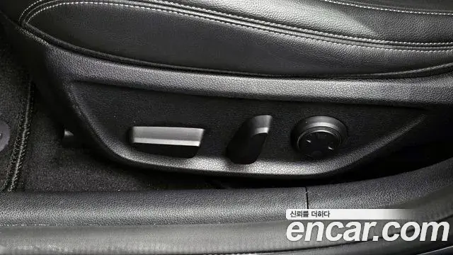 Genesis G70 2018 — Фото 18/20