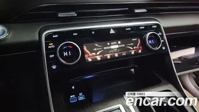 Genesis GV80 2022 — Photo 13/20