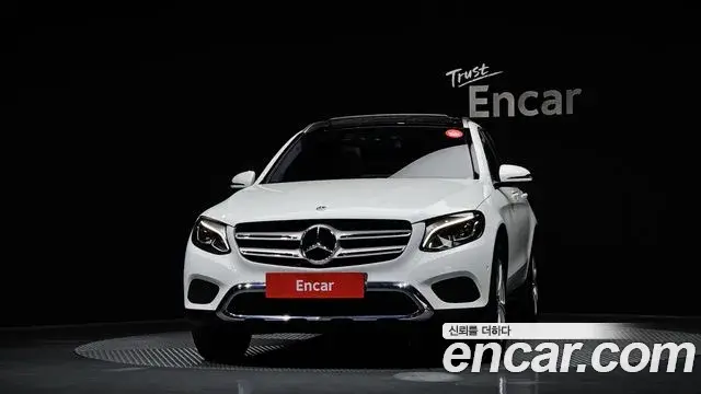 Mercedes-Benz GLC-Class 2018 — Фото 3/20