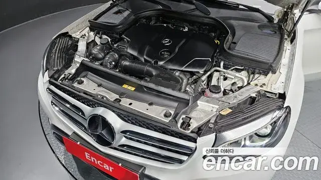 Mercedes-Benz GLC-Class 2018 — Фото 6/20