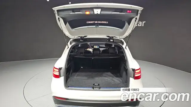 Mercedes-Benz GLC-Class 2018 — ფოტო 30/30
