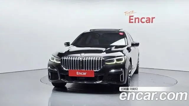 BMW 7 Series 2019 — ფოტო 17/20