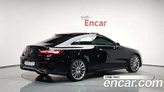Mercedes-Benz E-Class 2020 — Фото 2/20
