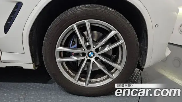 BMW X3 2018 — Şəkil 10/20