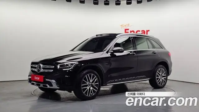 Mercedes-Benz GLC-Class 2020 — Photo 5/20