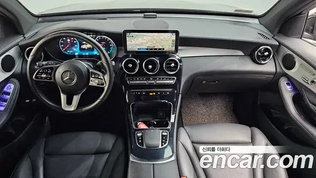 Mercedes-Benz GLC-Class 2020 — Photo 18/20