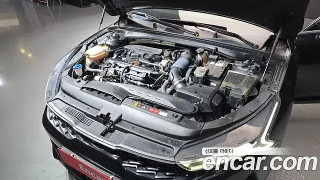 Kia K5 2020 — ფოტო 18/20