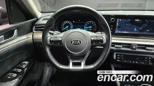 Kia K5 2020 — ფოტო 6/20