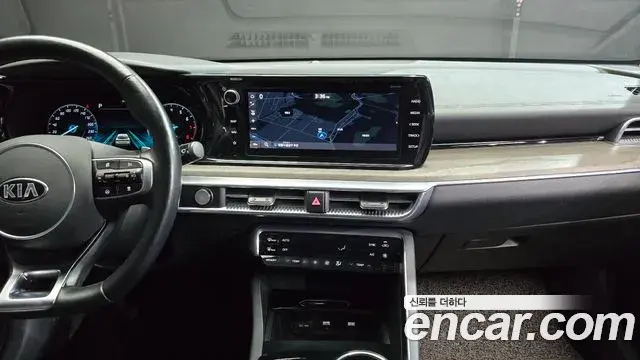 Kia K5 2020 — ფოტო 5/20