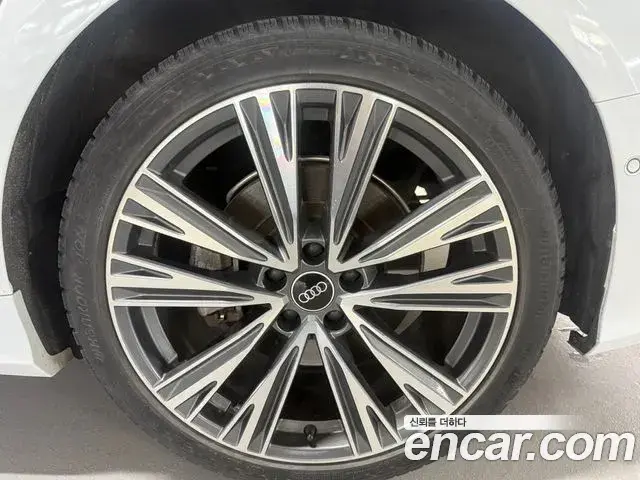 Audi A6 2023 — ფოტო 10/20