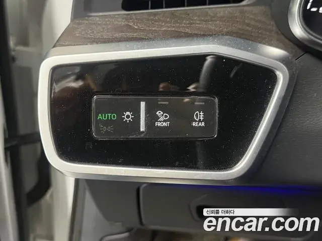 Audi A6 2023 — ფოტო 11/20