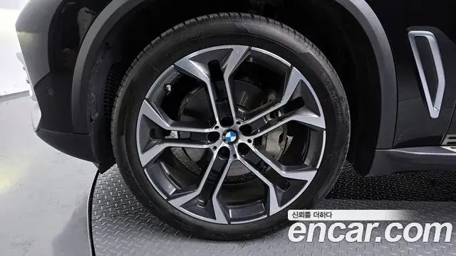 BMW X5 2022 — ფოტო 3/20