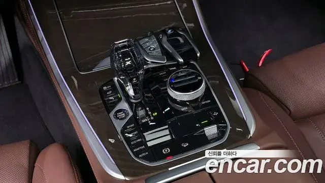 BMW X5 2022 — ფოტო 17/20