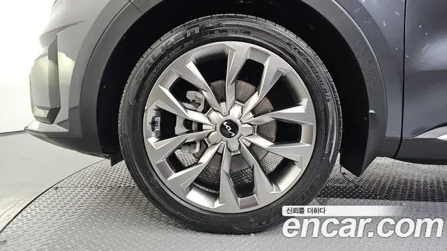 Kia Sorento 2021 — Şəkil 19/20