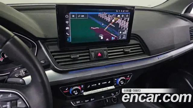 Audi Q5 2022 — ფოტო 4/20