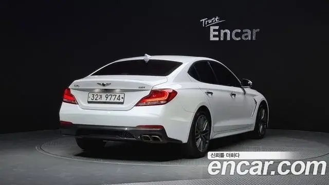 Genesis G70 2018 — Photo 12/20