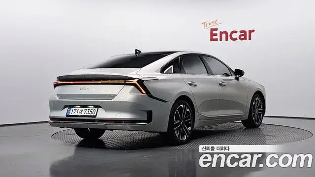 Kia K8 2025 — Şəkil 12/20