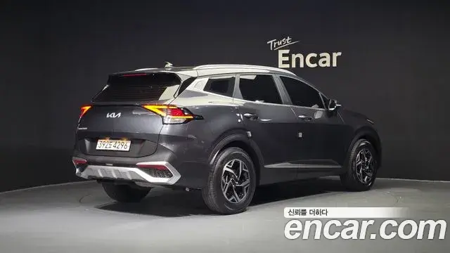 Kia Sportage 2021 — ფოტო 6/20