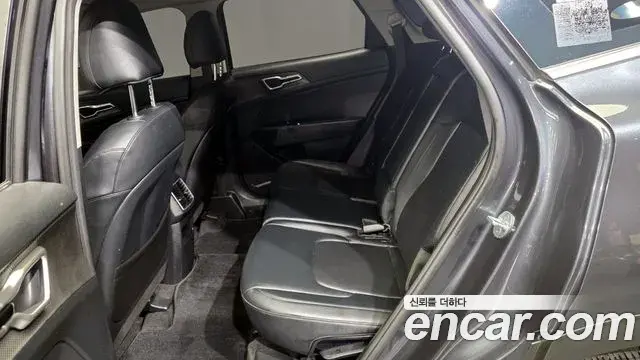 Kia Sportage 2021 — ფოტო 5/20