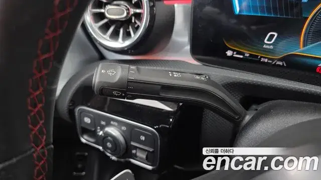 Mercedes-Benz CLA-Class 2022 — ფოტო 14/20