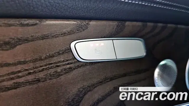 Mercedes-Benz E-Class 2018 — Photo 5/20