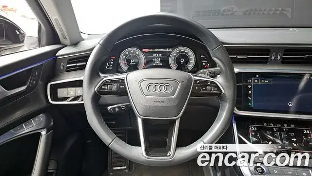 Audi A6 2021 — ფოტო 1/20