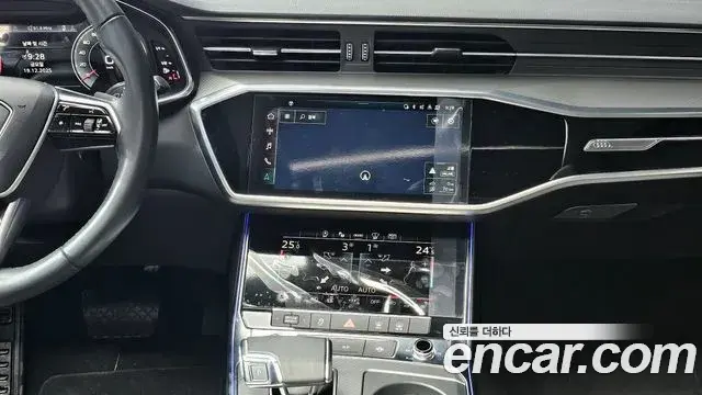 Audi A6 2021 — ფოტო 3/20