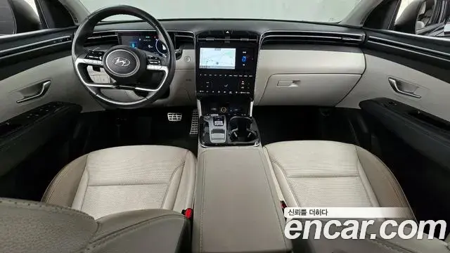 Hyundai Tucson Hybrid 2021 — ფოტო 18/20