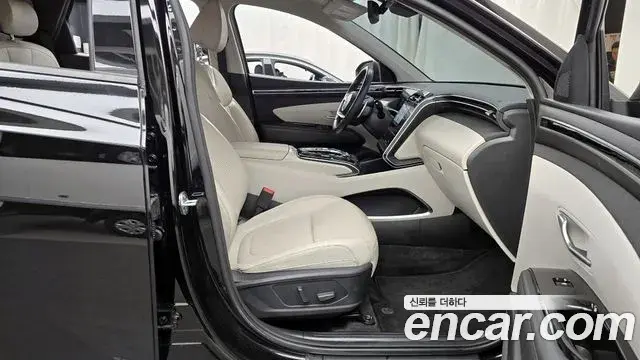 Hyundai Tucson Hybrid 2021 — ფოტო 13/20