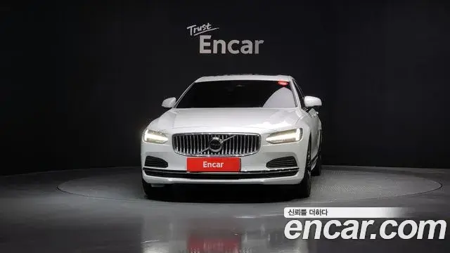 Volvo S90 2023 — Фото 3/20