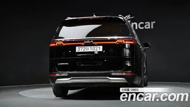 Kia Carnival 2022 — Фото 4/20