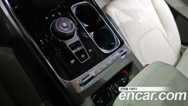 Kia Carnival 2022 — Фото 9/20