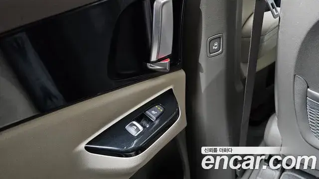 Kia Carnival 2022 — Фото 18/20