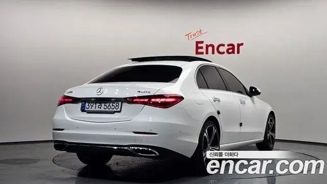 Mercedes-Benz C-Class 2023 — Şəkil 8/20