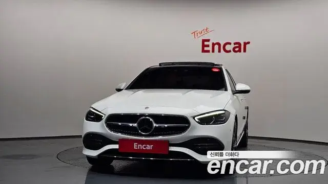 Mercedes-Benz C-Class 2023 — Şəkil 9/20