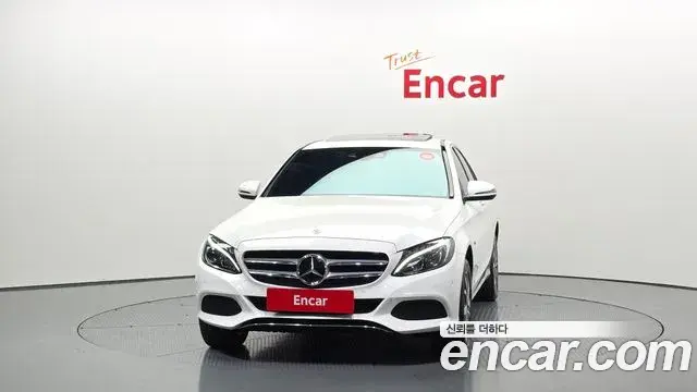 Mercedes-Benz C-Class 2018 — Фото 3/20