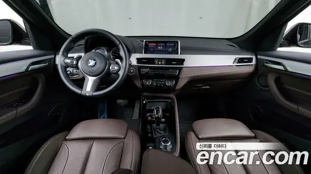 BMW X1 2022 — Photo 11/20