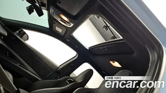 Hyundai The New Avante Hybrid 2023 — Şəkil 19/20