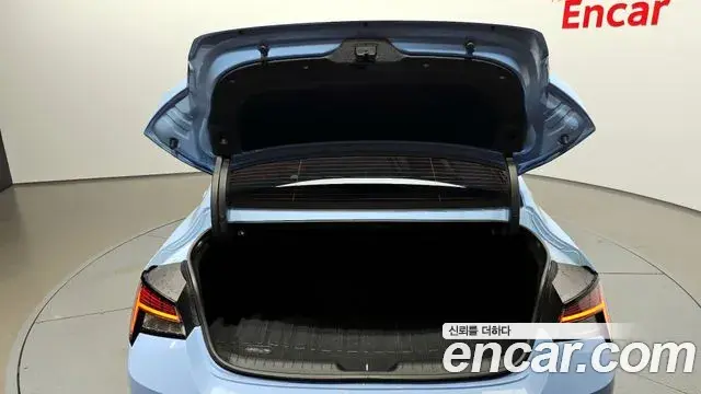 Hyundai The New Avante Hybrid 2023 — Şəkil 12/20