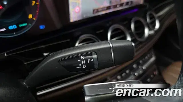 Mercedes-Benz E-Class 2021 — Şəkil 12/20