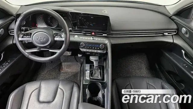 Hyundai The New Avante Hybrid 2023 — Photo 16/20