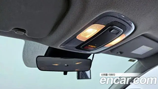 Hyundai The New Avante Hybrid 2023 — Photo 3/20
