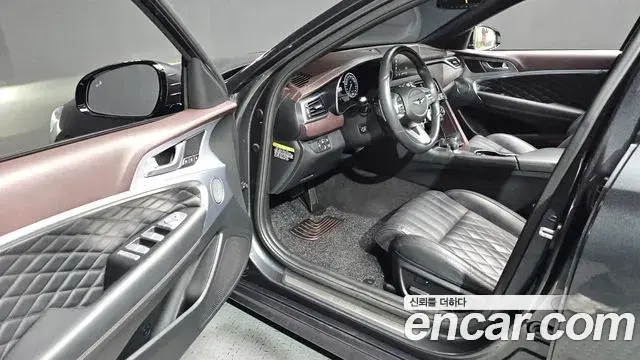 Genesis G70 2019 — Photo 5/20