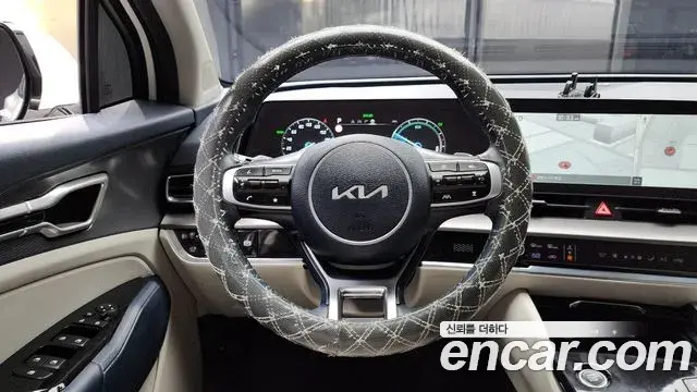 Kia Sportage 2022 — Фото 13/20