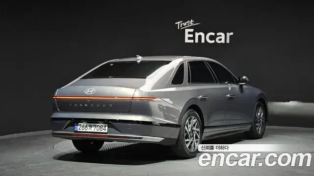 Hyundai Grandeur Hybrid 2025 — ფოტო 17/20