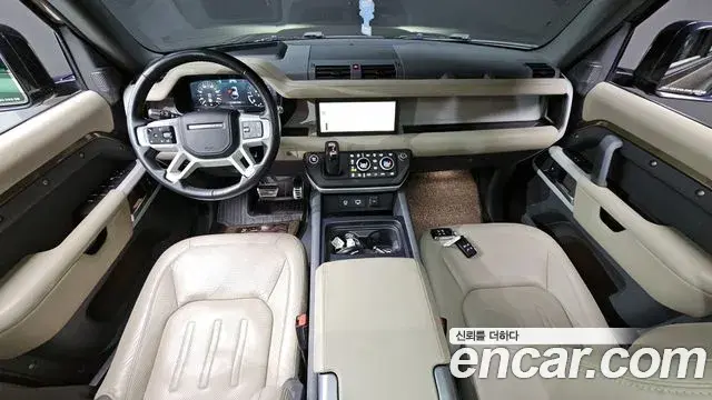 Land Rover Defender 2022 — Фото 7/20