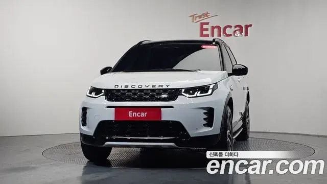 Land Rover Discovery Sport 2024 — Фото 3/20