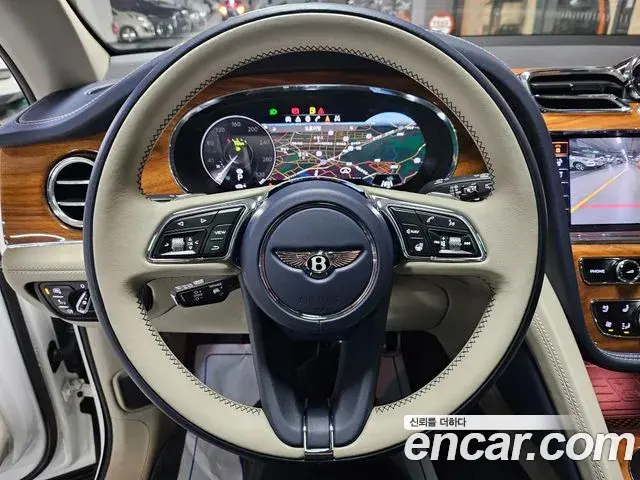 Bentley Bentayga 2021 — Şəkil 19/20